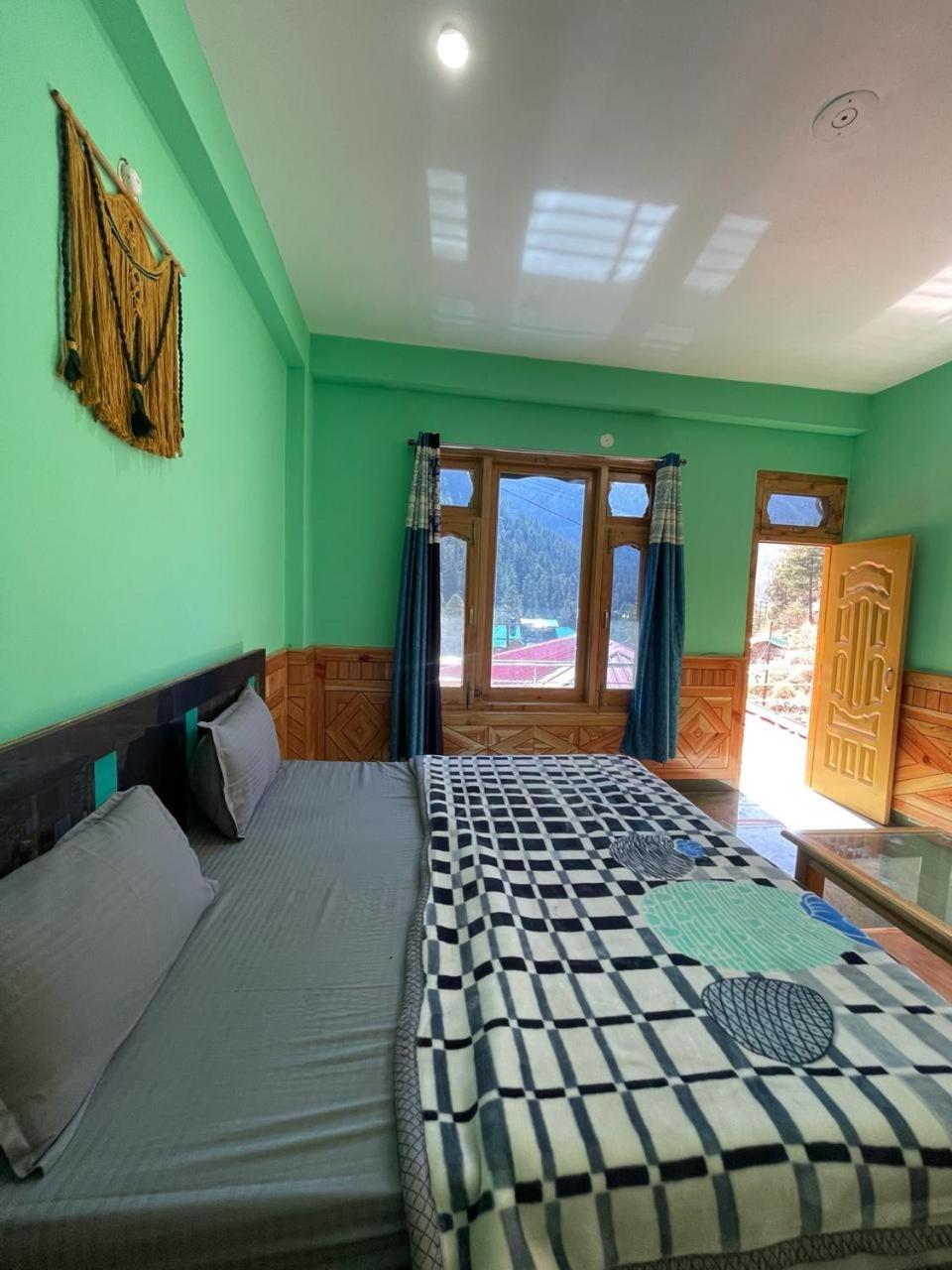 Trippy Homestay Kasol Exterior photo